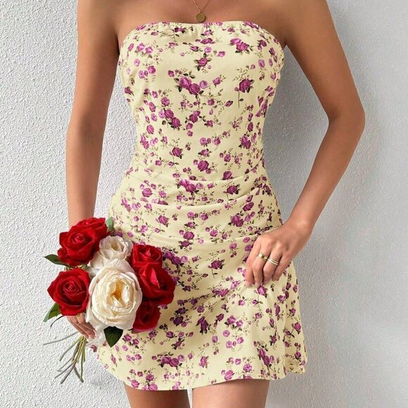 Apricot Boho Women's Summer Holiday Style Floral Print Wrinkled Strapless Dress - Picture 4 of 7